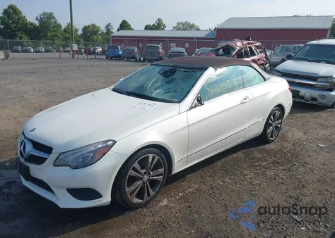 2014 Mercedes-Benz E 350 350 z USA, uszkodzony, nr VIN WDDKK5KF0EF236949